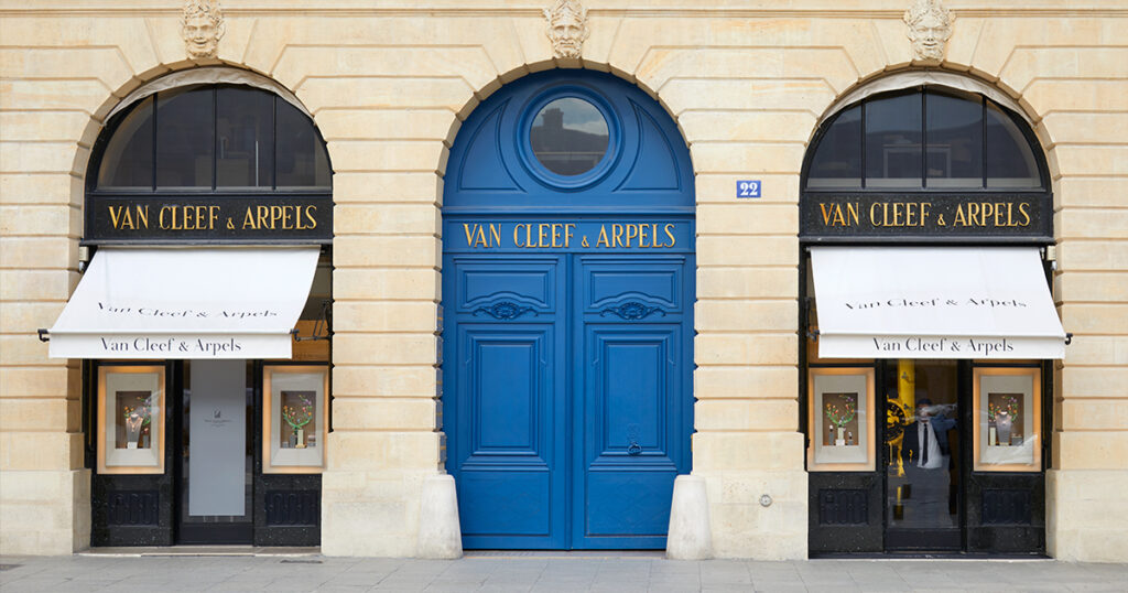 Van Cleef & Arpels storefront
